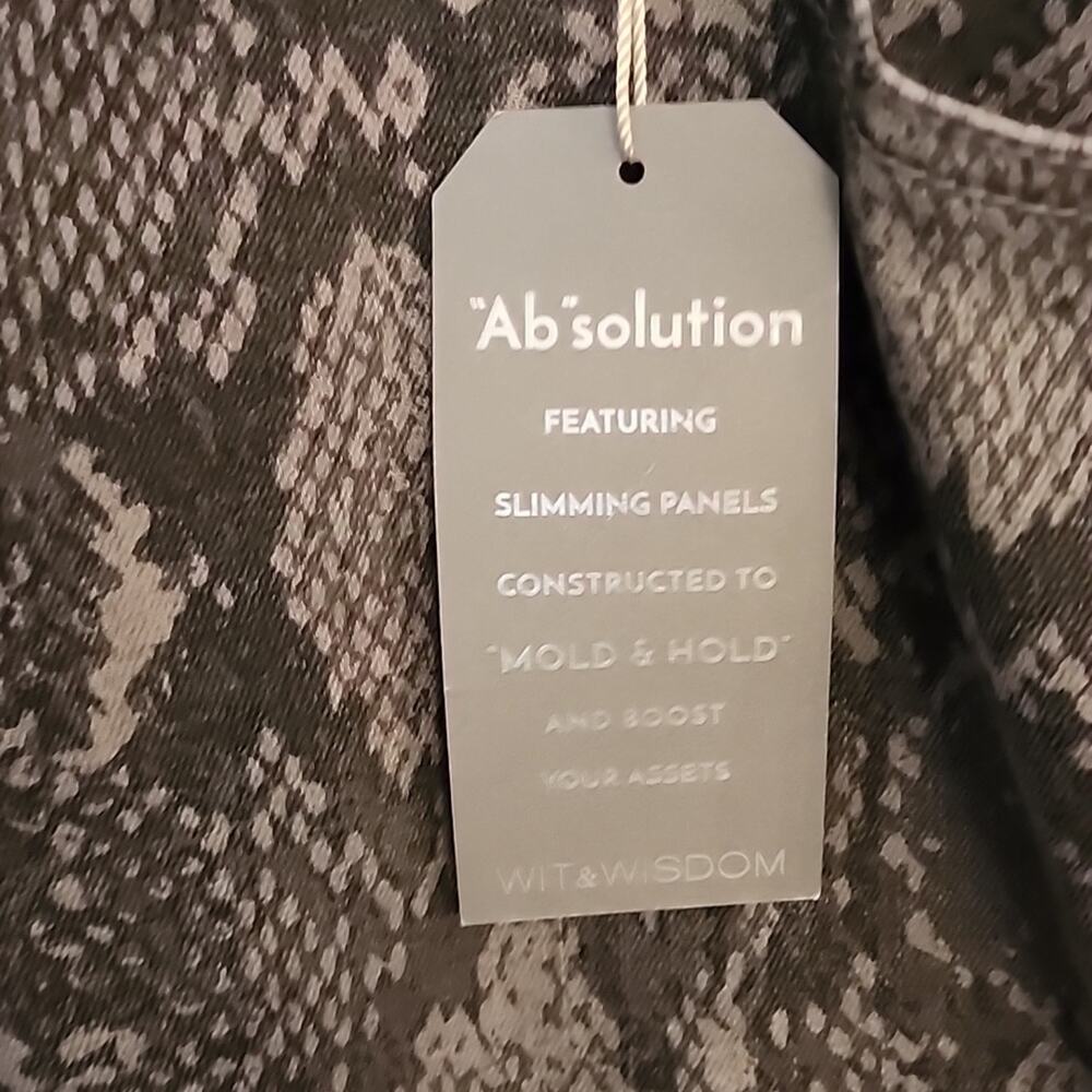 Wit & Wisdom Gray Python Snake Jeans, 18, NWT NWT - image 6